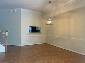 1644 Arabian Ln in Palm Harbor, FL - Building Photo - Building Photo