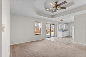 2279 W Roxbury St in Springfield, MO - Building Photo - Building Photo