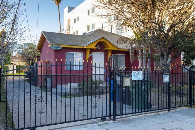 Tessera in Los Angeles, CA - Foto de edificio - Building Photo