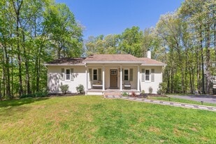 7258 Baldwin Ridge Rd in Warrenton, VA - Building Photo