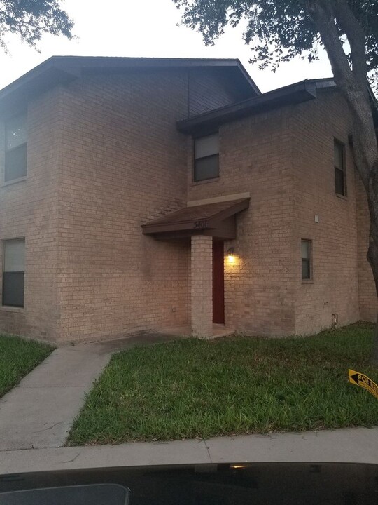 5401 N 15th St in McAllen, TX - Foto de edificio