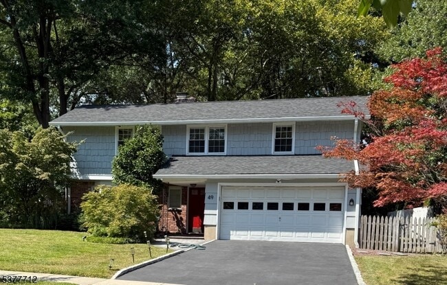 property at 49 Canoe Brook Pkwy