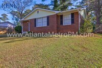 1685 Pheasant Dr photo'