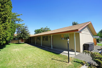 1115 S 41st Ave in Yakima, WA - Building Photo - Building Photo