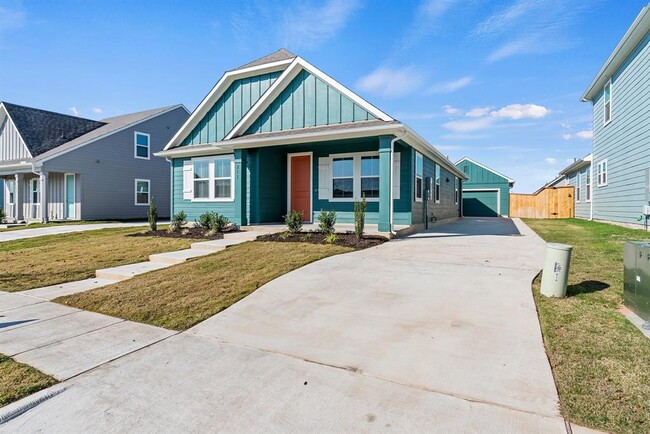 211 Cherry Blossom Ln in Taylor, TX - Building Photo - Building Photo