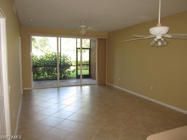10037 Heather Ln-Unit -4-401 in Naples, FL - Foto de edificio - Building Photo