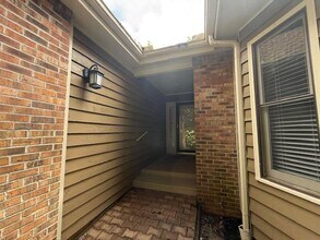 222 Hanover Pl in Cary, NC - Building Photo - Building Photo