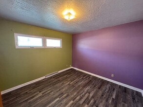 1724 14th Ave S in Great Falls, MT - Foto de edificio - Building Photo