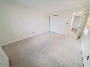 22 Glenbrook Rd in Stamford, CT - Building Photo - Building Photo