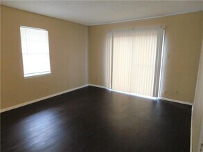 908 Kirschner Pl in Austin, TX - Building Photo - Building Photo