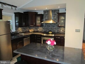 1601 Summit Dr in Haymarket, VA - Building Photo - Building Photo