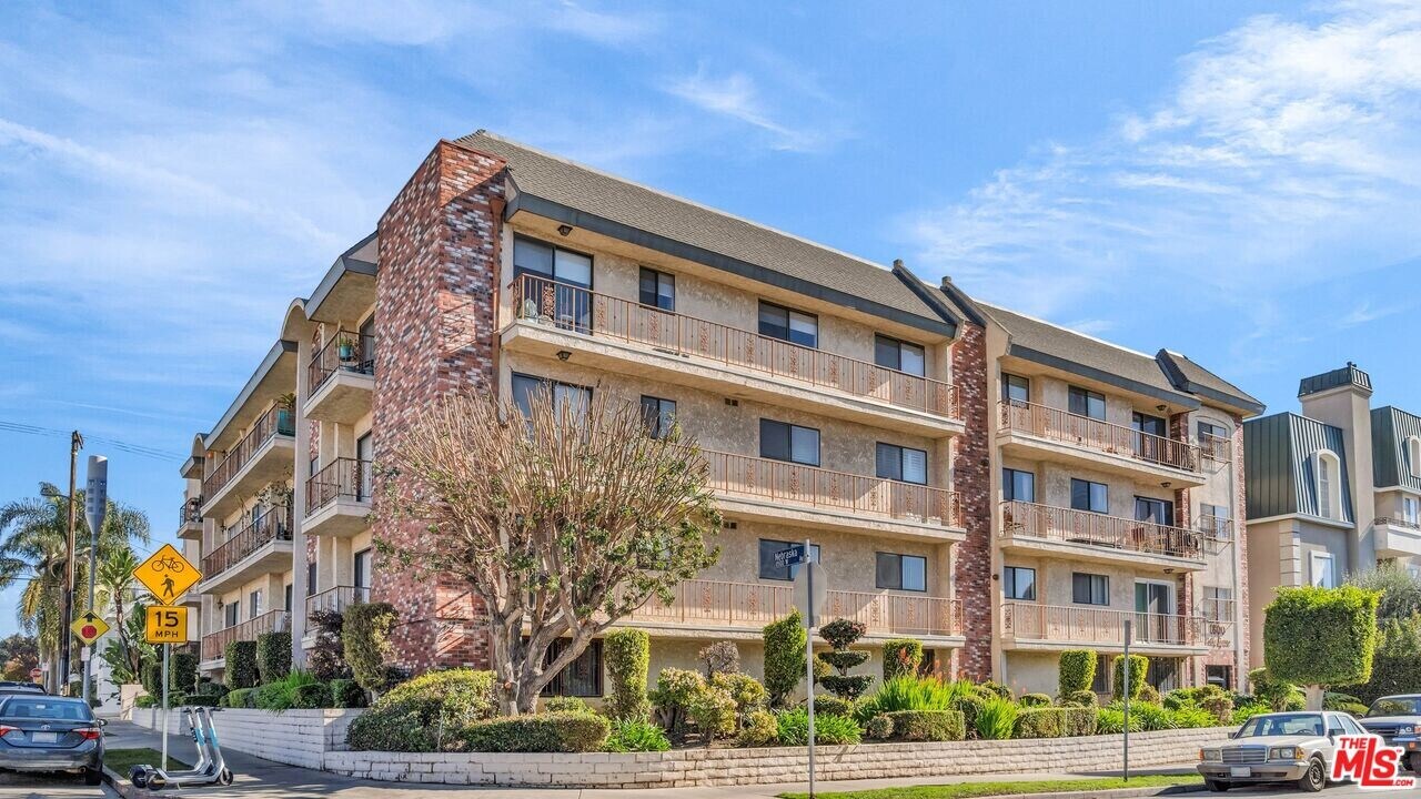 1800 Colby Ave in Los Angeles, CA - Building Photo