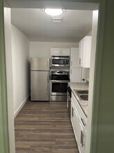 1911 Boston Ave in Fort Pierce, FL - Building Photo - Building Photo