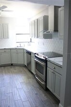 1200 Tarpon Woods Blvd in Palm Harbor, FL - Building Photo - Building Photo