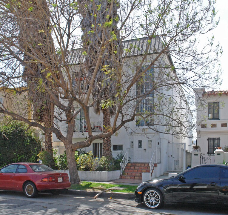 923 S Shenandoah St in Los Angeles, CA - Building Photo