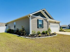 1805 Castlebay Dr in Conway, SC - Building Photo - Building Photo