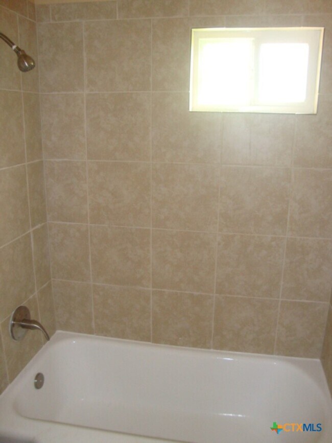 property at 1813 Fairview Dr