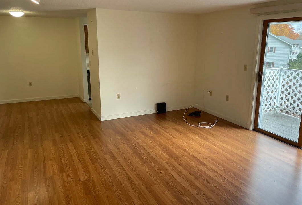 826 State St, Unit 826 in Bangor, ME - Building Photo