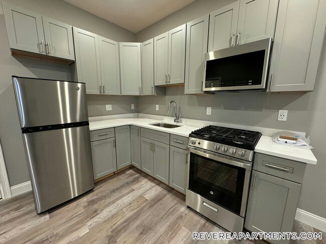 property at 1499 N Shore Rd