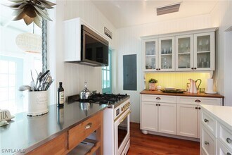 44 11th Ave S in Naples, FL - Building Photo - Building Photo