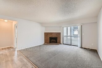 14218 E 1st Dr in Aurora, CO - Foto de edificio - Building Photo