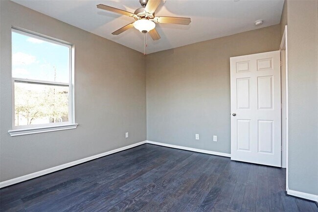 property at 1501 Hawthorne St