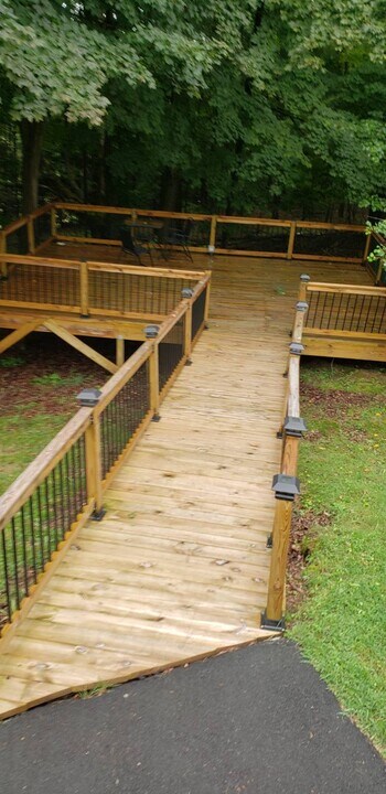 4 Ann Ln in Mountain Dale, NY - Building Photo