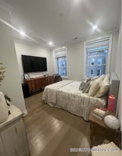 14 Mt Hood Rd in Boston, MA - Building Photo - Building Photo