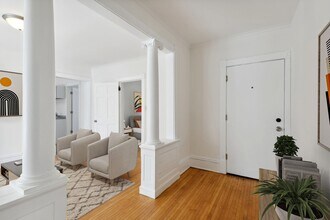 1811 E 28th St in Minneapolis, MN - Building Photo - Building Photo