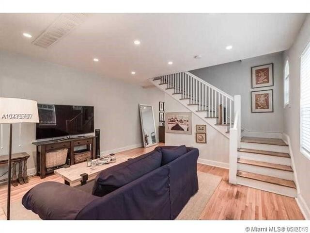 935 Meridian Ave-Unit -1 in Miami Beach, FL - Building Photo - Building Photo