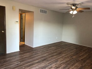 570 Jamestown Ct in Edgewood, MD - Building Photo - Building Photo