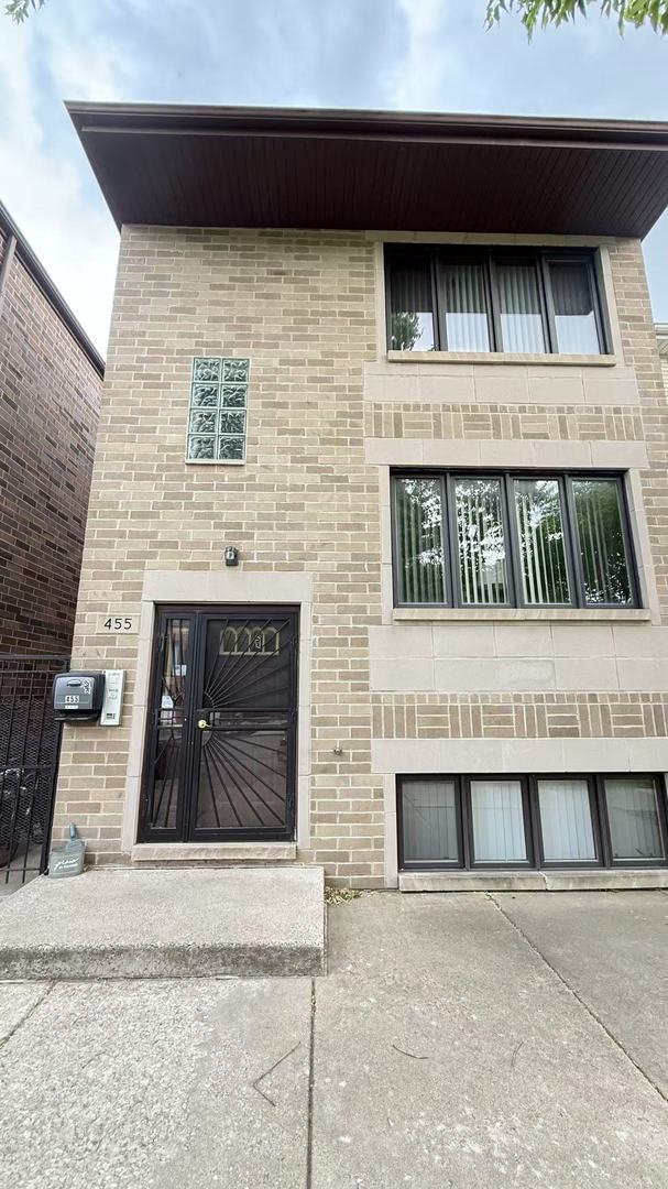 property at 455 W 37th St