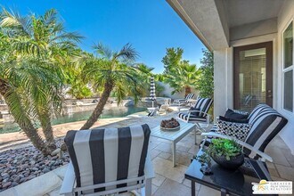 104 Azzuro Dr in Palm Desert, CA - Building Photo - Building Photo