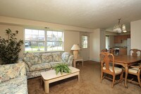 Seneca Broadview photo'