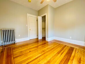 85 Albion St, Unit 2 in Medford, MA - Building Photo - Building Photo