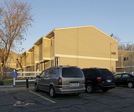 Woodland Park Apartments in St. Cloud, MN - Building Photo - Building Photo