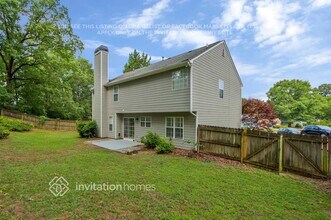 5203 Pine Branch Cir in Sugar Hill, GA - Foto de edificio - Building Photo