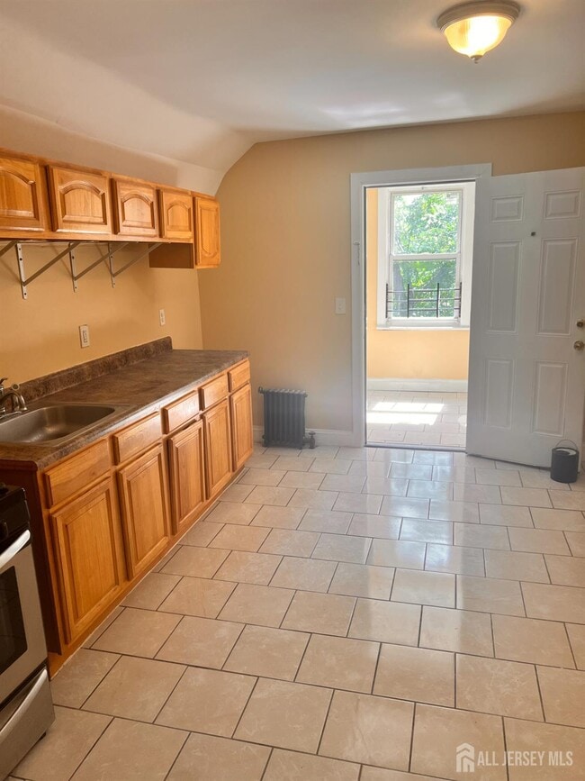 property at 1289 Springfield Ave