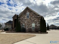 201 Woodgrove Dr in Madison, AL - Foto de edificio - Building Photo