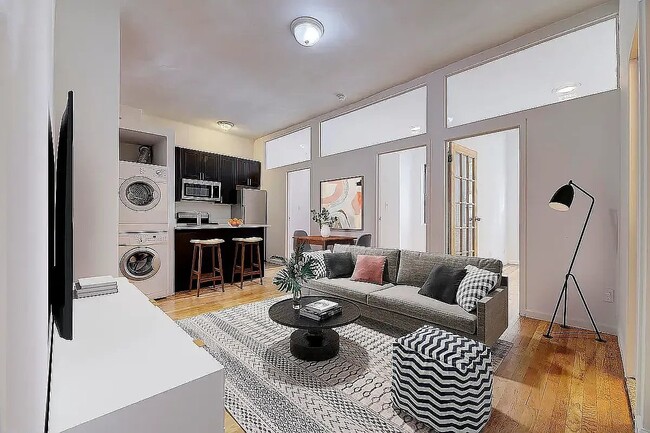 property at 231 E 14th St