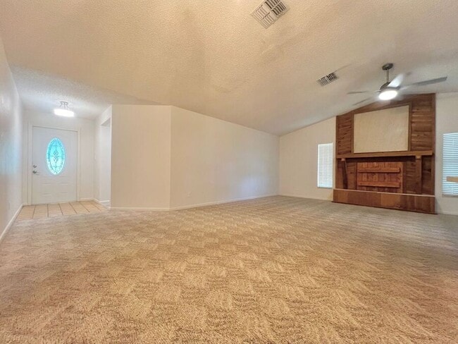 907 Van Dr in Auburndale, FL - Building Photo - Building Photo