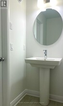 35 Kinver Pvt in Ottawa, ON - Building Photo - Building Photo