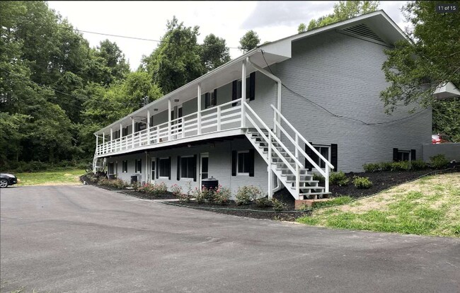 1416 Old Lystra Rd in Chapel Hill, NC - Building Photo - Building Photo