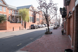 126 Bainbridge in Philadelphia, PA - Foto de edificio - Building Photo