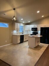 314 SW Homestead Ave in College Place, WA - Building Photo - Building Photo