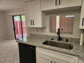 39 Piney Branch Way in Melbourne, FL - Building Photo - Building Photo