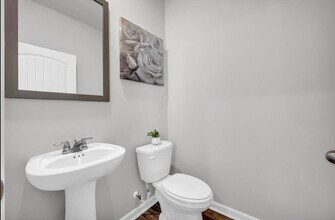 930 Bentley Dr in Fairburn, GA - Building Photo - Building Photo