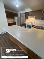 202 W North St in Poynette, WI - Building Photo