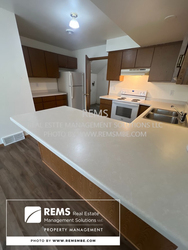 property at 202 W North St