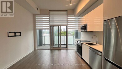 50-450 Power St in Toronto, ON - Building Photo - Building Photo